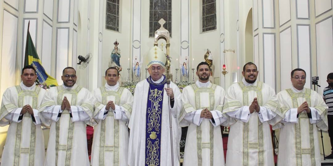 Ordenação – Diáconos Transitórios