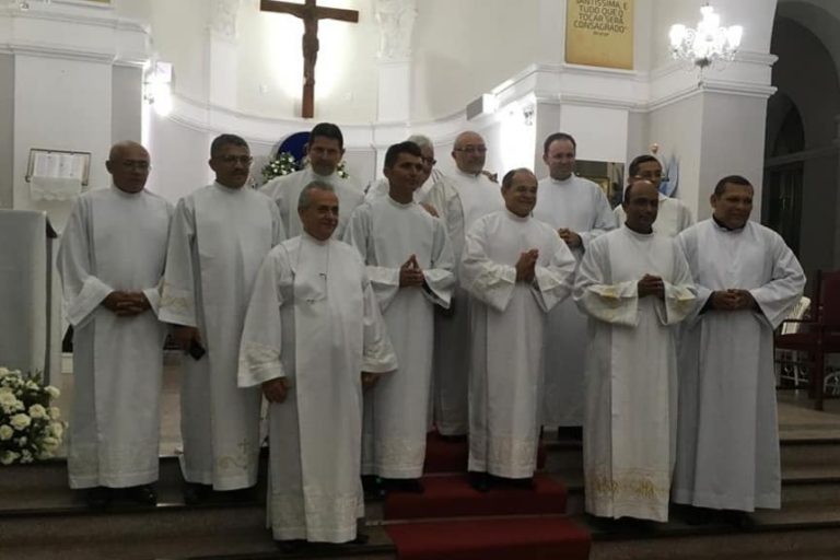 64921855_10213956000165187_3477940855602413568_n_editado