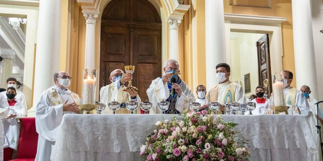 e18523fb-c4d7-4d52-aa9f-dab7b68e24a5