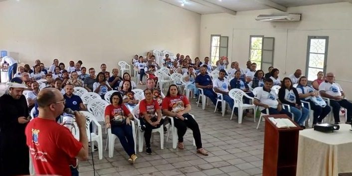 Coordenadores Da Pastoral Familiar Se Re Nem Para Preparar Semana