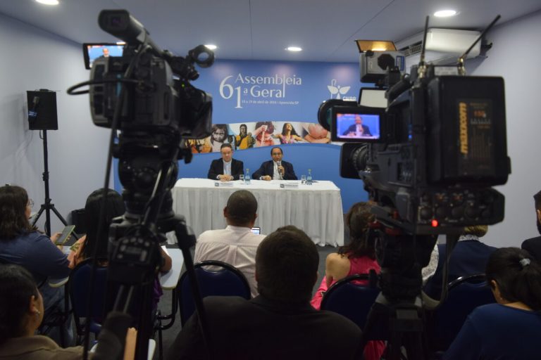 Coletiva-de-Imprensa