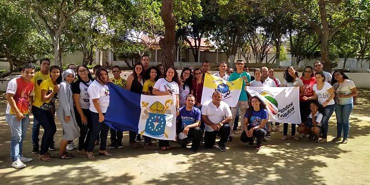 9365d2_5dd6eea7bb484f3bb8c7511549a808c6_mv2