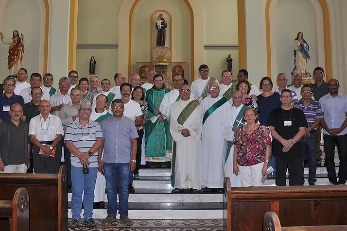 9365d2_6df09b9b2003464689756af41a700f08_mv2