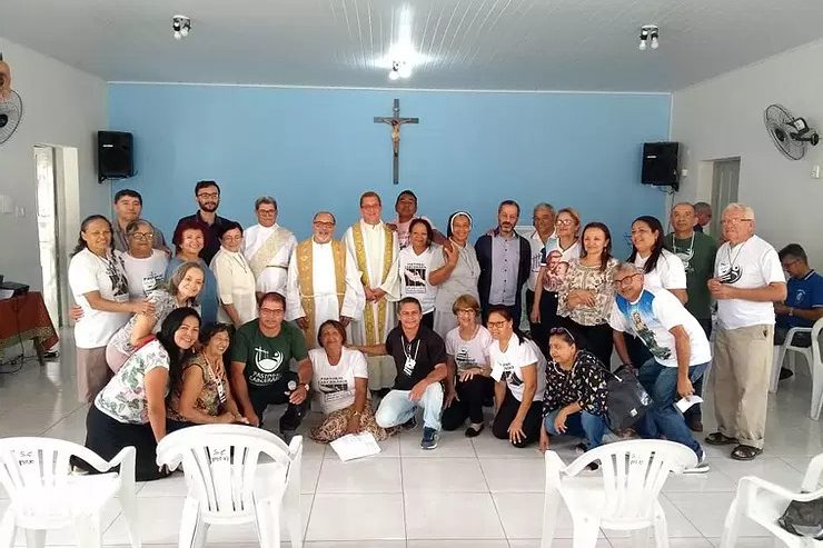 9365d2_80904169a4de4298a169c0a380a09acc_mv2