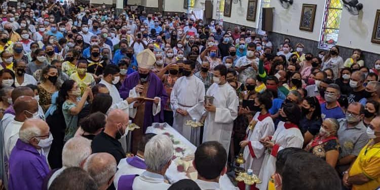 03d06259-2bbd-4c32-bb71-a7b2531088ae