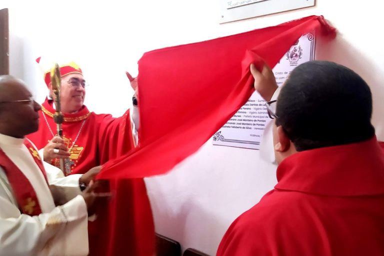 39cfaf1b-78db-43b1-be64-a53e9e8ffb4b